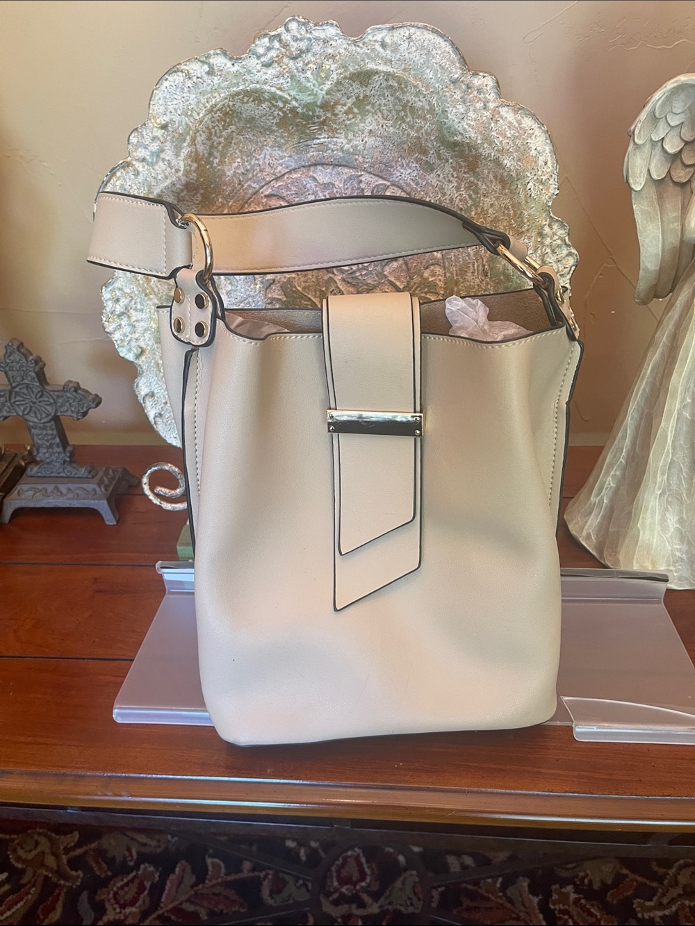 Women's Cream Leather Shoulder Bag